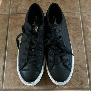 Black leather platform converse sneakers size 8